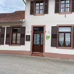 De La Bonne Etoile Гостевой дом